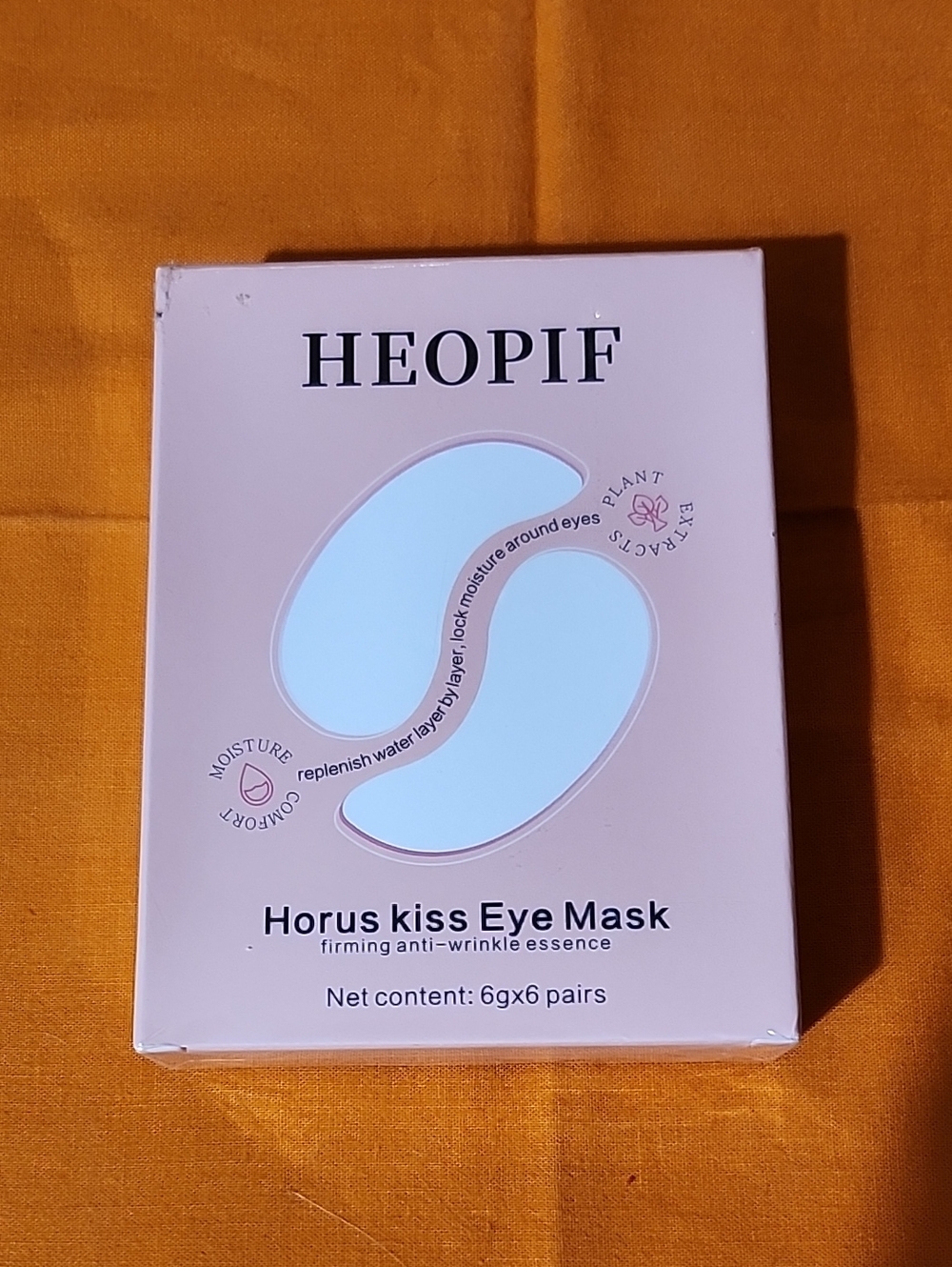 HEOPIF Horus kiss eye mask . Plant based replenishes water layer, depuffs